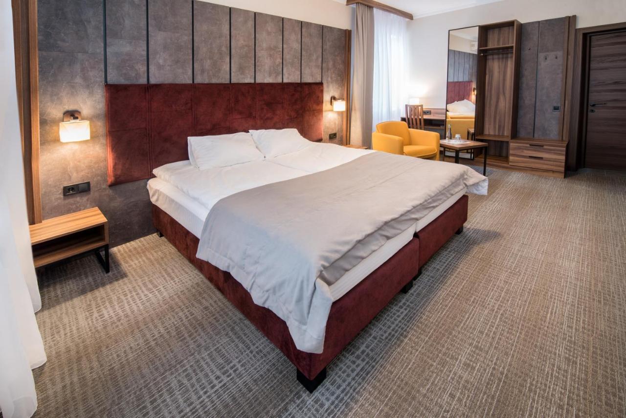 Hotel Байків Baykovtsy Esterno foto